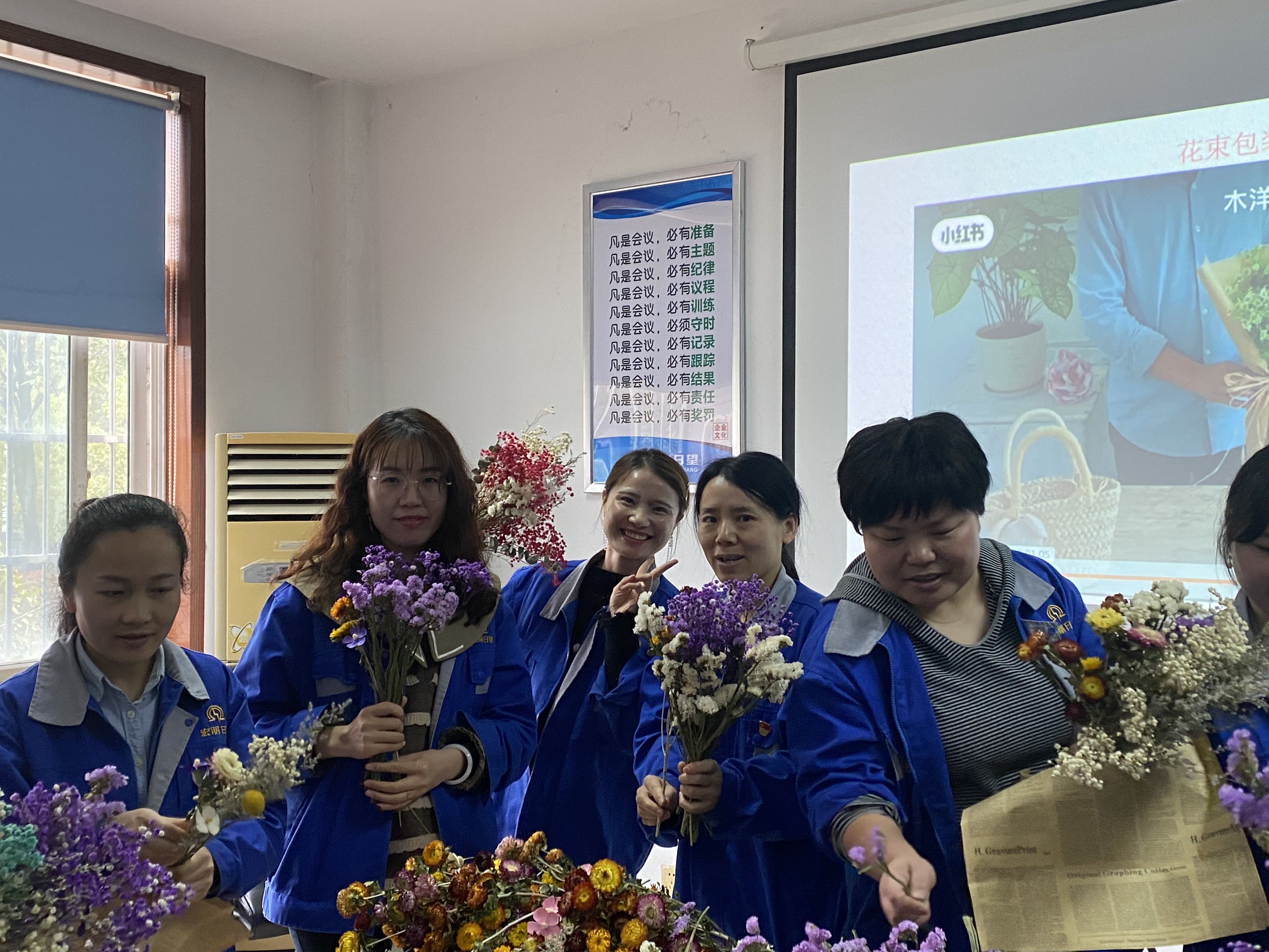 米兰在线手机版(大中国区),宏明日望,株洲电子科技,湖南电容器,株洲电容器,电容器 米兰在线手机版(大中国区),宏明日望,株洲电子科技,湖南电容器,株洲电容器,电容器